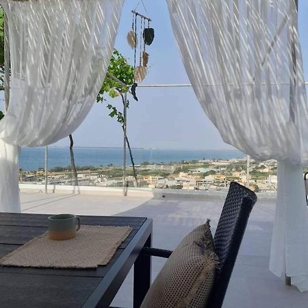 The Serene Veranda With Breathtaking Views Колимварион Экстерьер фото